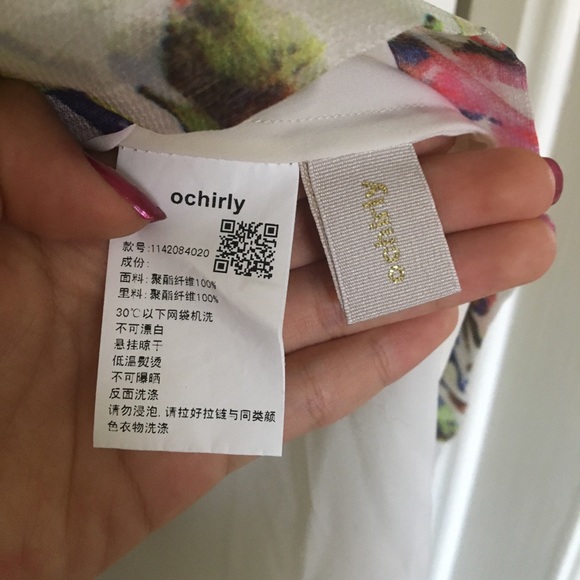 Colorful Floral Summer Dress - Picture 3 of 7